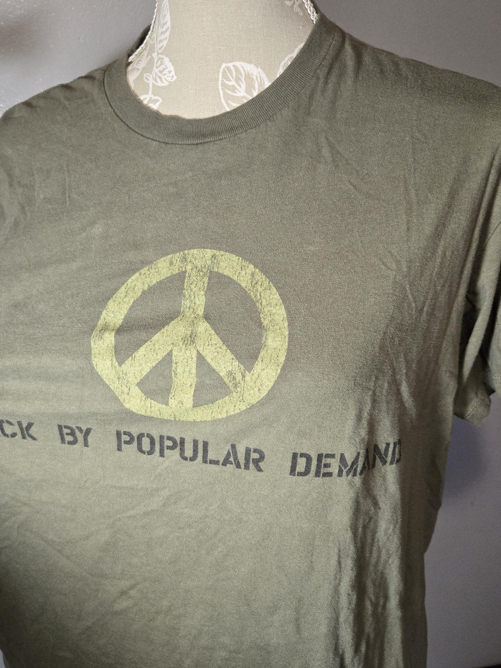 Men's Olive Green Short Sleeve Peace Graphic Tee